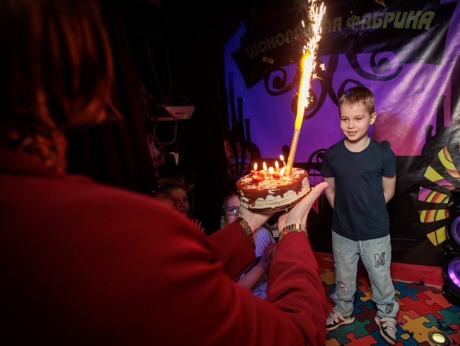 аниматор для мальчика 6 лет в невском районе спб детское кафе ма-ли 